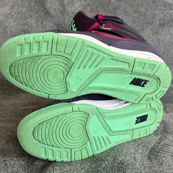 Nike High-Top Sneakers in Dark Purple and Magenta US 11 - Picture 3 of 4